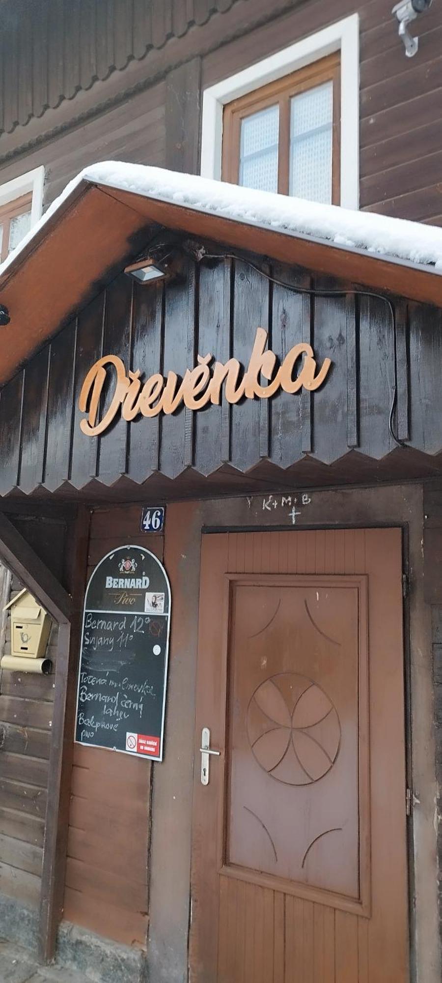 Drevenka Hotel Provodin Exterior foto