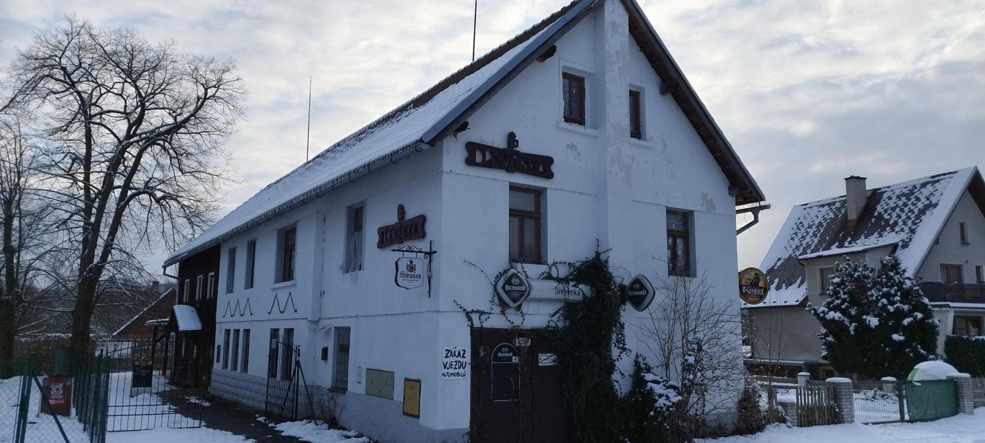 Drevenka Hotel Provodin Exterior foto